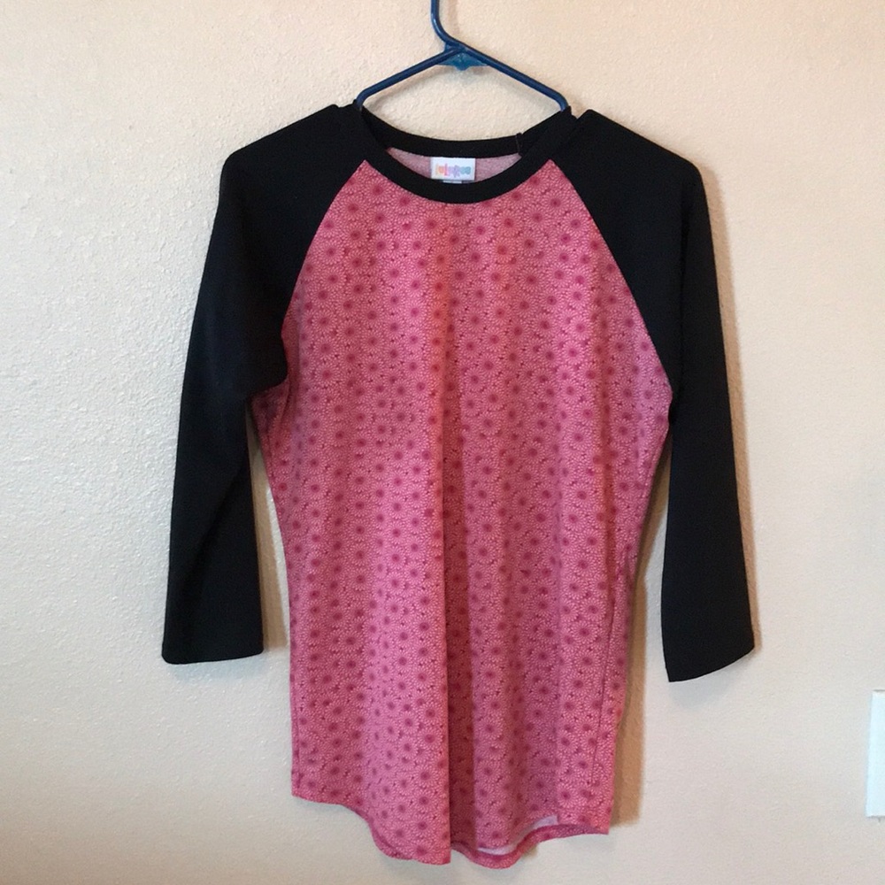 Lularoe randy small.